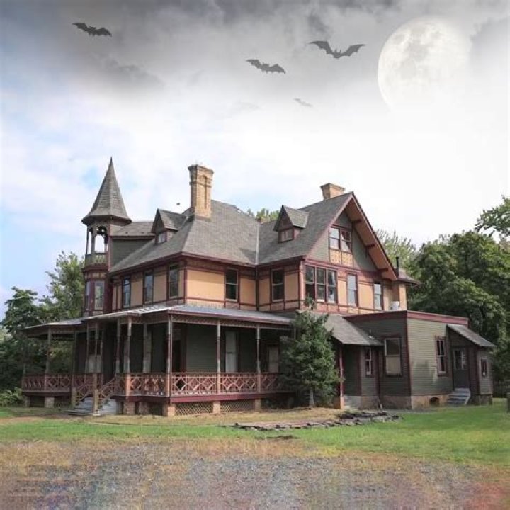 The 10 Most Expensive Haunted Houses in the US