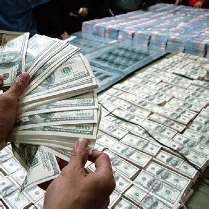The Absolutely Insane Story Of A Man Who Made $200 Million Worth Of Counterfeit USD... And Got Away With It!
