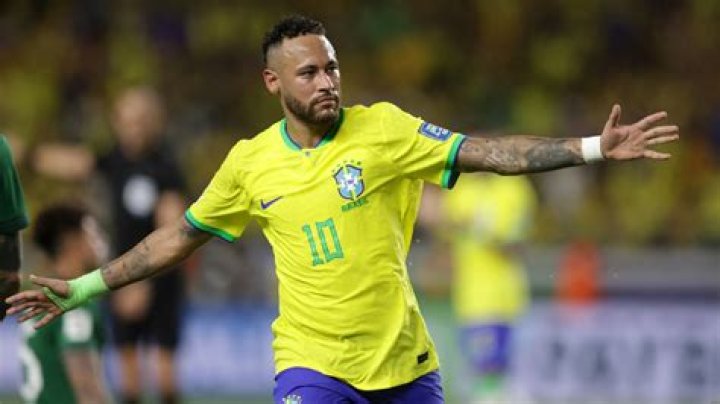 The Insanely Lavish Spending Habits Of 22 Year Old Brazilian Soccer Star Neymar