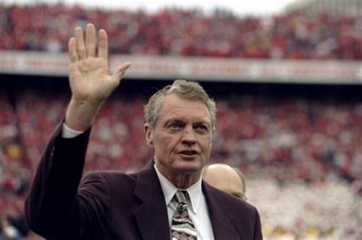 Tom Osborne Net Worth | Celebrity Net Worth