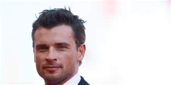 Tom Welling Net Worth | Celebrity Net Worth