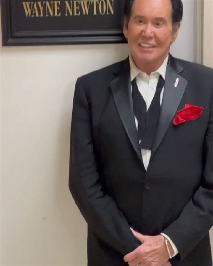 Wayne Newton Net Worth | Celebrity Net Worth