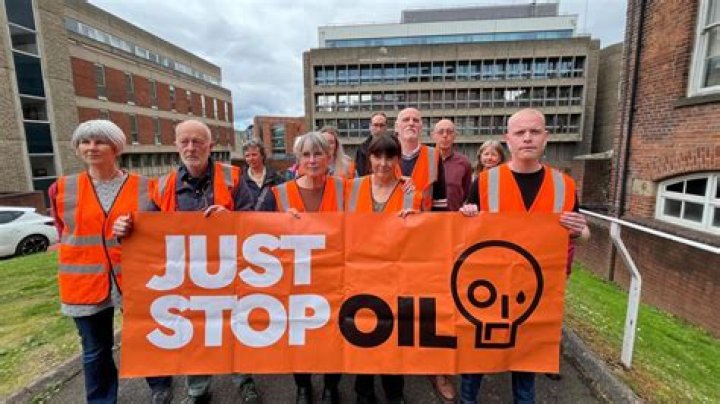 We've Struck Irony! Oil Heiress Aileen Getty Is A Founding Donor Of A Climate Fighting Organization Funding The "Just Stop Oil" Protestors